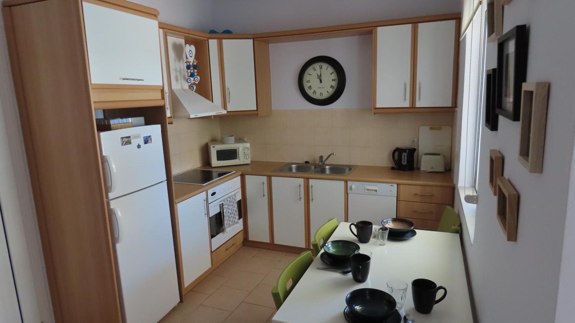 Phoebes Place At Kalamaki Court, 2 Bedroom Villa With A Shared Pool Εξωτερικό φωτογραφία